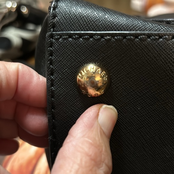 Michael Kors black shoulder purse - Picture 12 of 12